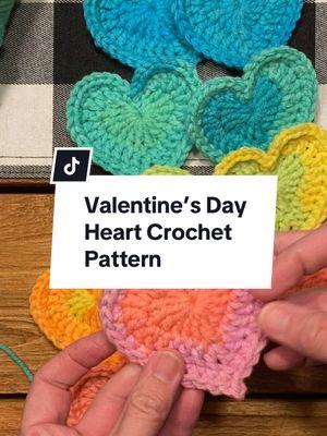 A crochet heart pattern that’s perfection ♥️ 🧶 Pattern by The Loopy Stitch #heart #crochet #crochetstitch #colorful #crochettutorial  