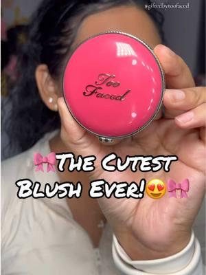 🎀The Cutest Blush Ever!😍🎀@Too Faced #girlymakeup . . . . #toofaced #cloudblush #pinkblush #pinkmakeup #toofacedpartner #rubor #maquillaje #makeup #cutepackaging #mua #pinkasthethic #sundayfunday #blurringmakeup #blurring #pigmentedblush #pigmented #makeuptryon #makeupreview #makeupmusthaves #shoplunarnewyear 