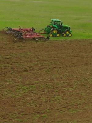 Skipping the swampy areas. Working on fall tillage in a Kentucky creek bottom. #farmlife #farming #agriculture #agmedia #kentucky #farmtok #ag #farmfamily #farm #farmer 