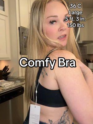 Everyday comfort. No underwire and seamless bras do it for me. #everydaybra #comfeliebra 