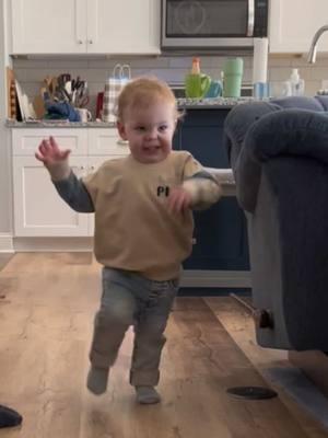 The run back to the kitchen get me 😂 #jacksparrowrun #babiesoftiktok #toddlersoftiktok @Randy McKirryher 