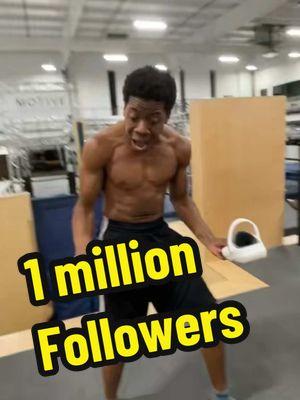 HELP ME GET TO 1 MILLION FOLLOWERS BEFORE TIKTOK SHUTS DOWN 🙏🏾 I just wanna know what it feels like.. #comedy #parkour #flyingsquirrel #fail 