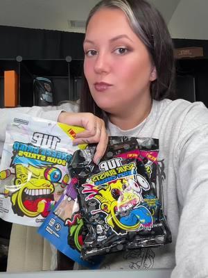 1up newly released candies??!! #fyp #1up #candy #sour #candyreview #freezedriedcandy 