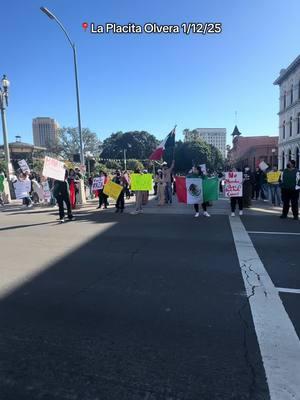 Thank you guys so much for coming, I am beyond proud and grateful for everyone that came today. I am in shock! I will post a video on how I planned everything tomorrow and tell you guys about behind the scenes 🙌🏻 #immigrant #deportation #laplacitaolvera 