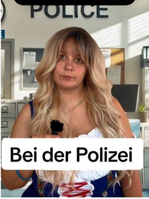 Bei der Polizei (Dialog) #німецька #deutscherhumor #deutsch #lerngerman #deutschlernen #німецькаонлайн #deutschememes #викладачнімецької #dialog 