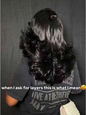 #amandahairs#amandahairreview#viral#curtainbangwigs#wigsforbeginners#loosewave#humanhairwigs#lacewig#blackgirlhairstyle#lacefrontwig#wiginstall#wigsale#gluelesswig#layedhair 