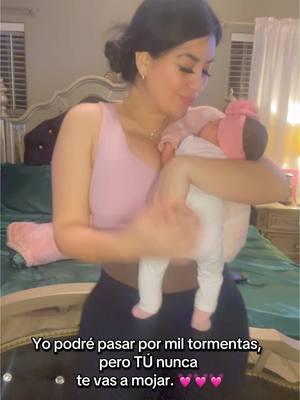 Yo podré pasar por mil tormentas, pero TÚ nunca te vas a mojar. #madresoltera #madreslatinas  #madreehija  #madre  #babygirl #momof2 #momlife  #hermosa  #bebe  #cutebaby  #babyfevercheck  #cutebaby  #babygirl  #parti  #paratiiiiiiiiiiiiiiiiiiiiiiiiiiiiiii  #momlife  