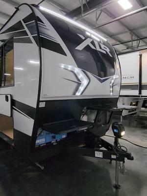 25 XLR Hyper Lite 3016 toy hauler RV at Couchs RV Nation #rv #toyhauler #XLR #rvlife #rvliving #tinyhome #Outdoors #familyfun #familytime #camping 