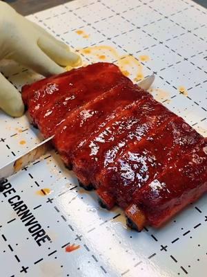 Let’s cut some ribs! #ribs #bbq 