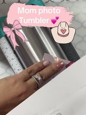 Mom photo tumbler 💕 #beelebrontumblers #glittertumblersoftiktok #glittertumblers #handmadetumblers #glitter #tumbler #giftsforher #giftsforhim #momtumbler #phototumbler #mom #mama #personalizedtumbler #grandmatumbler #momphototumbler #keepsake #Love #mother #motherhood #fyp 