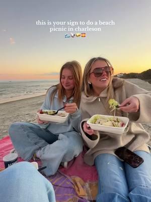 little sunset beach picnic to end the weekend !!🧡 #charleston #cofc #collegegotmelike #transferstudent #fyp #collegelife #jerseymikes #subinatub #jerseymikessubs @jerseymikes  