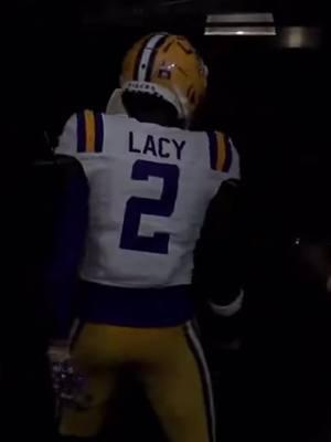 Incase tiktok gets banned subscribe to my youtube account vfxbrvce #kyrenlacy #lsu #widereceiver #countyjail #warrant #carcrash #fatal #CollegeFootball #fyp #viral 