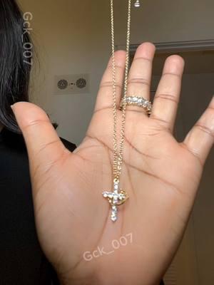 Tewiky Simple Crown & Cross Pendant Cross crown necklace #tewiky #tewikyjewelry #crosscrownnecklace #crossnecklace #jewelrytok  #crownandcrossnecklace #crownandcrosspendant #finejewelry #giftsforher #valentinesdaygiftideas #mothersdaygiftideas 