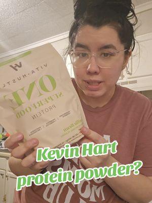 did yall know Kevin Hart had protein powder?  I cannot wait to try this flavor out! 😋🙌 #kevinhart #proteinpowder #vitahustle #vitahustlepartner #workout #protein #workoutpowder #superfood 