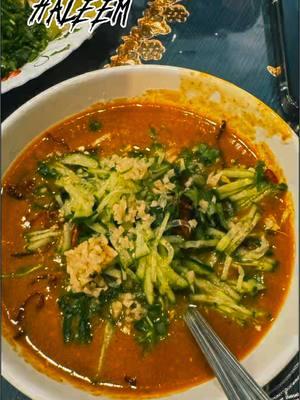 Haleem & Roti  #chotomafiya #haleem #foryoupage #FoodLover #dhakafood 