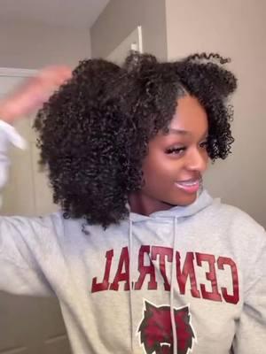 A game changer V part afro curly unit is onnn 💨🔥 Don’t miss! #linkinbio #vshowhair #wigtok #vpartwig #vpartwiginstall #blackgirlmagic #newyear2025 #afrocurlyhair 