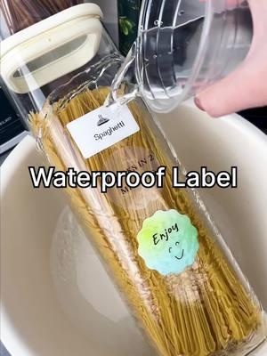 Like this waterproof label💦#thermalprinter #portableprinter #label #waterprooflabels #customlabel #asmr #fyp #kitchenorganization #ideas #share #foryouu #tiktokmademebuyit 