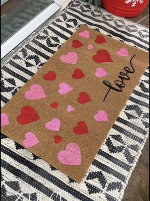 Easy DIY love doormat ❤️ #easydiydecor #diyideas  #diycraft #valentinesdaydecor #doormats 