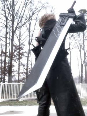 cloud in the snow #ichibancon #cloud #cloudstrife  #cloudstrifecosplay #cloudstrifeedit #finalfantasy7 #finalfantasy #finalfantasycosplay #ff7 #fyp #fypシ #fypシ゚viral #squareenix 