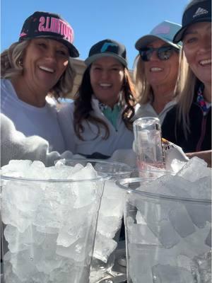 Who else is doing damp January? 😂 #drinks #cocktails #vodka #pinkwhitney #pineapple #easydrinks #malibu #golf #womengolf #girlsgolf #thedukegolfcourse #dryjanuary #golfcart 