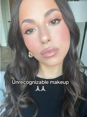 Goodbye redness #unrecognizablemakeup #makeuptransition #makeuptransformation #lockjaw #fy #lipcombo #meritbronzer #rhodesleepygirl #hourglassskintint #saiebeauty #patrickta #skinprep #glowymakeup 