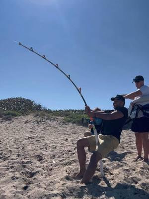 😳Giant😳 #fyp #wow #foryoupage #foryou #fish #fishing #viral #newyork #ny #florida #shark #sharks #sharkfishing #ocean #waves #big #beach #longisland #camera #tuna 