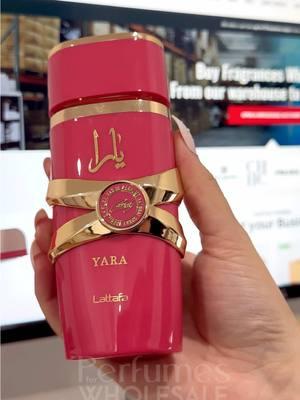 NEW Lattafa Yara Candy (Unboxing) 🩷🔥✨ #lattafa #perfumesarabes #perfumesforwholesale #perfumesparamujer #wholesaleperfume #mayoristas #arabperfume #perfumetiktok #yaracandy 