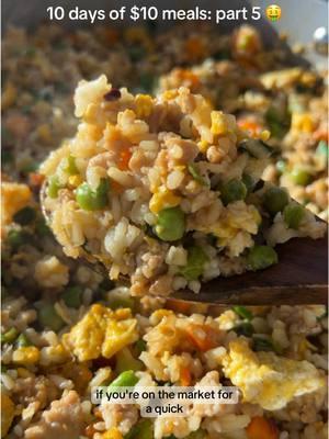 10 DAYS OF $10 MEALS: part 5 🍚🥢 this ground chicken fried rice is the epitome of healthy comfort food!! skip the takeout, save some money & make this instead. it’s also gluten free & soy free! total price = $8.69 (or $2.17 per serving). full recipe is up on my blog ‼️ #budgetmeals #budgetrecipe #healthydinnerideas #glutenfreedinner #groundchicken #highprotein #10dollarmeal #10daysof10dollarmeals #friedrice #EasyRecipes #20minutemeals #healthycomfortfood 