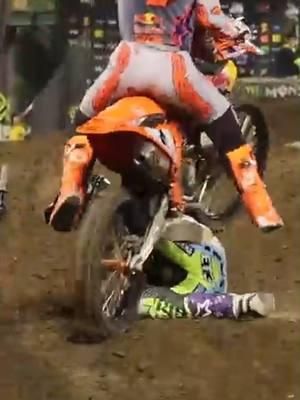 Cant Keep Eli Tomac Down! Chase Sexton runs over Eli Tomac at Anaheim 1. #fyp #foryoupage #braaap #supercross #crash #fail #ranover #braaapmoto