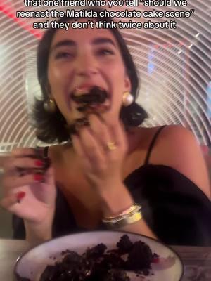 I literally couldnt breathe @Ses #matilda #matildachocolatecakescene #miamigirls #miamispice #miamispicedinner #noshame #thatonefriend #thatoneperson #thatonefriendweallhave 