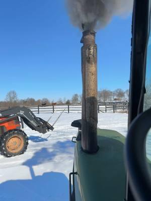 Gotta love a ol 44 cold start! #tractor #johndeere #coldstartchallenge #4430 #coldstart #fyp #foryoupage #foryourpage #prairiefarms #diesel #farmlife #cattlefarm #trending #trendingvideo #letsgo #pimp @@growincorn2020