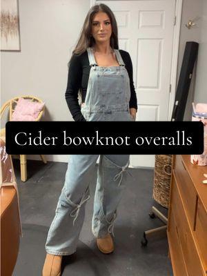 Baby’s got er blue jeans on 🤩 @Cider #cider #cideroveralls #overall #overalls #bow #bows #denim #winterfashion #coldweather #myobsession #obsessed #everydaylook #OOTD #winterootd #Love #fyp #fashion #inspo #outfitinspo #outfit #styling #winterootd #EverydayFashion 