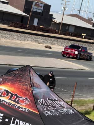 Rolling shot of the shop truck pulling up to our event trucks and tacos #a1audio #caraudiosystem #viral #caraudio #everythingcustom #introwheels #truckinaround #baggedcrewcab #customtrucks 