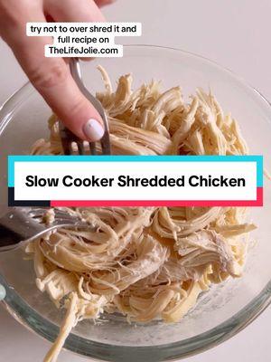 This slow cooker shredded chicken is a meal prep game-changer! 🍗 Juicy, tender, and packed with flavor, it’s perfect for tacos, salads, sandwiches, and more! 🌮🥪 With minimal effort and maximum versatility, this recipe will quickly become a go-to favorite! Visit the link in my bio and search “shredded chicken” for the full recipe! #blogger #foodblogger #food #easymeals #EasyRecipe #rochester #rochesterny #newyorkblogger #rochesterblogger #hotmess #easyshreddedchicken #slowcooker #instantpotrecipes #slowcookerchicken 