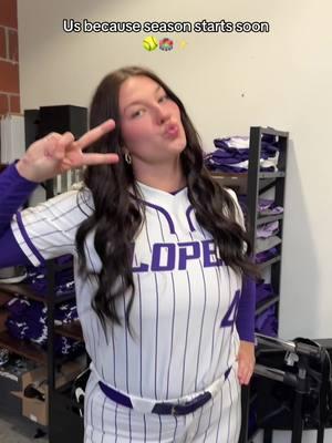 No better way to start off media day 📸✨ #Lopesup #softball #ncaa #gcu 