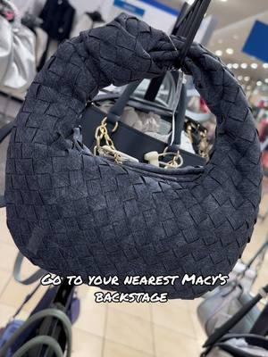 Since you can’t buy them at target ! Go to your nearest Macy’s backstage 🤩 bottega dupeee  #macysgifttok #macysbackstagefinds #fyp #foryoupage #goodfinds #run #bottega #dupe #macy #viraltiktok #viralbag 