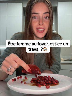 Réponse à @Denis Denis  Être femme au foyer est-ce un travail? #lavashak #lavashaklovers #pomegranate #grenade #snackideas #femmeaufoyer #maman #momlife #travail #virale 