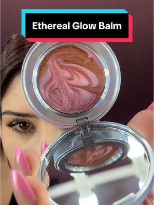 The Ethereal Glow Balm by Ortega Beauty is sooo gorgeous on skin. Use as a highlighter or blush. #liquidhighlighter #creamblush #ortegabeauty 