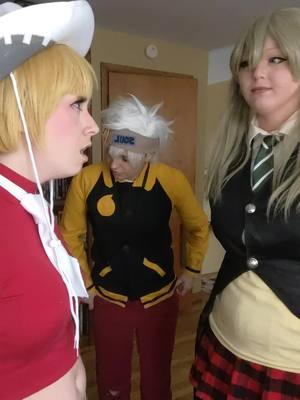 Emma I miss youuuuuu 😭 @andy 🍉 @Emma ;)  #pattythompsoncosplay #souleater #souleatercosplay #pattythompson #makaalbarn #soulevans 