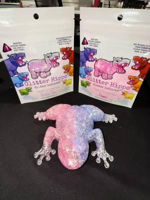 Our Pastel Chunky Mix glitters are Froggy beautiful! 🐸💖 Are you interested in becoming a Glitter Hippo® affiliate?  Visit our website and click our “Become an Affiliate” link! ☺️  www.GlitterHippo.com #glitterhippo #glitter #pastelchunkymix #froggy #resinglitter #resinart