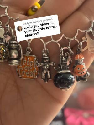 Replying to @Sabrina two of my favorites from my fall bracelet… who wants @James Avery Artisan Jewelry to bring these backkkkkkkkkk #fyp #jamesavery #myjamesavery #jamesaverycollection #jotd #lovejewlery #2025 #itzliz23 #jamesaveryretiredcharms #jamesaverycharms me know if y’all want to see more of my favorite charms 