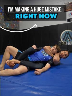 I’m making a huge mistake right know, can you figure out what it is? Let me know in the comments!👇  #jiujitsu #jiujitsutips #martialarts #combatsports #bjj