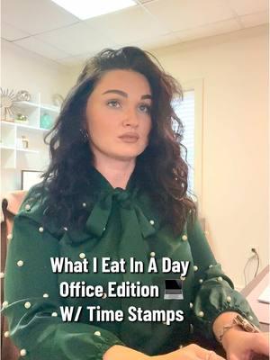 Happy Monday 🥲 #whatieatinaday #officelife #officegirl #fypシ #fyp #fypシ゚viral #trending #GlowUp #MomsofTikTok #weightloss #weightliftinggirl #weightlossmotivation #weightlossprogress #regularbody #meals 