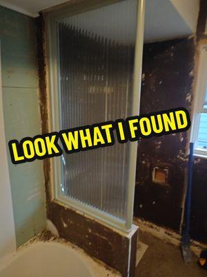 this might be the best "found while renovating" ever holy crap y'all just look at it!  #found #treasure #hallelujah #midcentury #bathroom #interiordesign #renovation #mcmrehab #praisebe #justlookatit #why #would #you #cover #this #up #somepeople #arebad #unbelievable #uncovered 