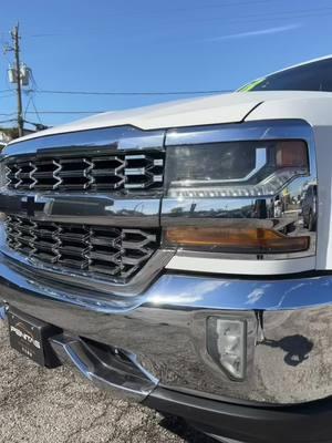 #AutoAtCES2025 #forsale #chevrolet #silverado #chevroletsilverado #houstontx #cars #trocas #xyzbca #trocasperronas #trocasydesmadre #foryoupage #viralvideo #camaro #fypシ #miles #bestofthebest #white #mexico #houston #tx #parati #mcallentx #downtown #monterreynuevoleon #nl 