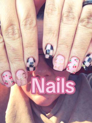 Nails ATE #NAILS #nails #cherries #gingham #checkerednails #bownails 