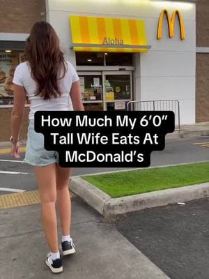 Who doesn’t get an Oreo McFlurry?!? But on a serious note… we seriously couldn’t be more grateful for all the views/likes/messages/kind comments over the past couple years! You all are truly the best #whatieatinaday #wieiad #food #tall #mcdonald 