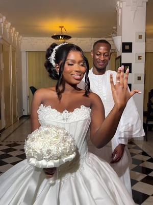 The most beautiful bride 😍🇬🇲#gambian_tiktok🇬🇲🇬🇲 #guineenne224🇬🇳 #massfollowing #senegalaise_tik_tok🇸🇳 #senegalaise_tik_tok #fyp #galsen_tiktok #bitzphotography #@TheAllureStudio_ 