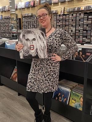 How Amazing is Lady Gaga? #LadyGaga #BornThisWay #Number1 #Billboard200 #MotherMonster #LittleMonsters @ladygaga @Interscope Records 