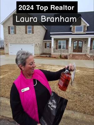 On my recent trip up to the Jack Daniel Distillery was mainly to pick up some gifts for my top realtors of 2024. Laura Johnson Branham  of Landmark Realty was my top-producing realtor, with over 50 listings last year of the 450 +/-  other homes I have filmed.  Georgia Drone Pros, LLC https://georgiadronepros.hd.pics/ #jackdaniel #jackdaniels #toprealtor  #realtor #realestate @raybanmeta  #raybanmeta #whiskey 